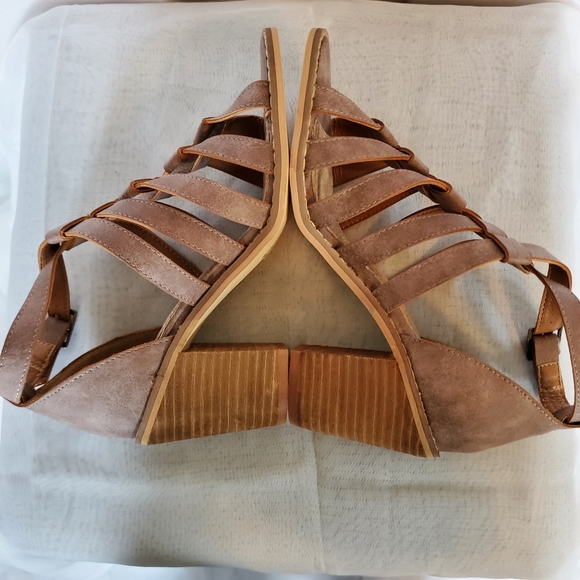 SOLD! 🎀3 for $35🎀 NWOT- Braided Heeled Sandals, - Picture 3 of 12